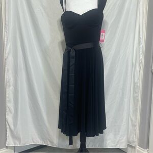 Issac Mizrahi Black Midi Dress with sash ribbon Belt. Size 14. NEW.